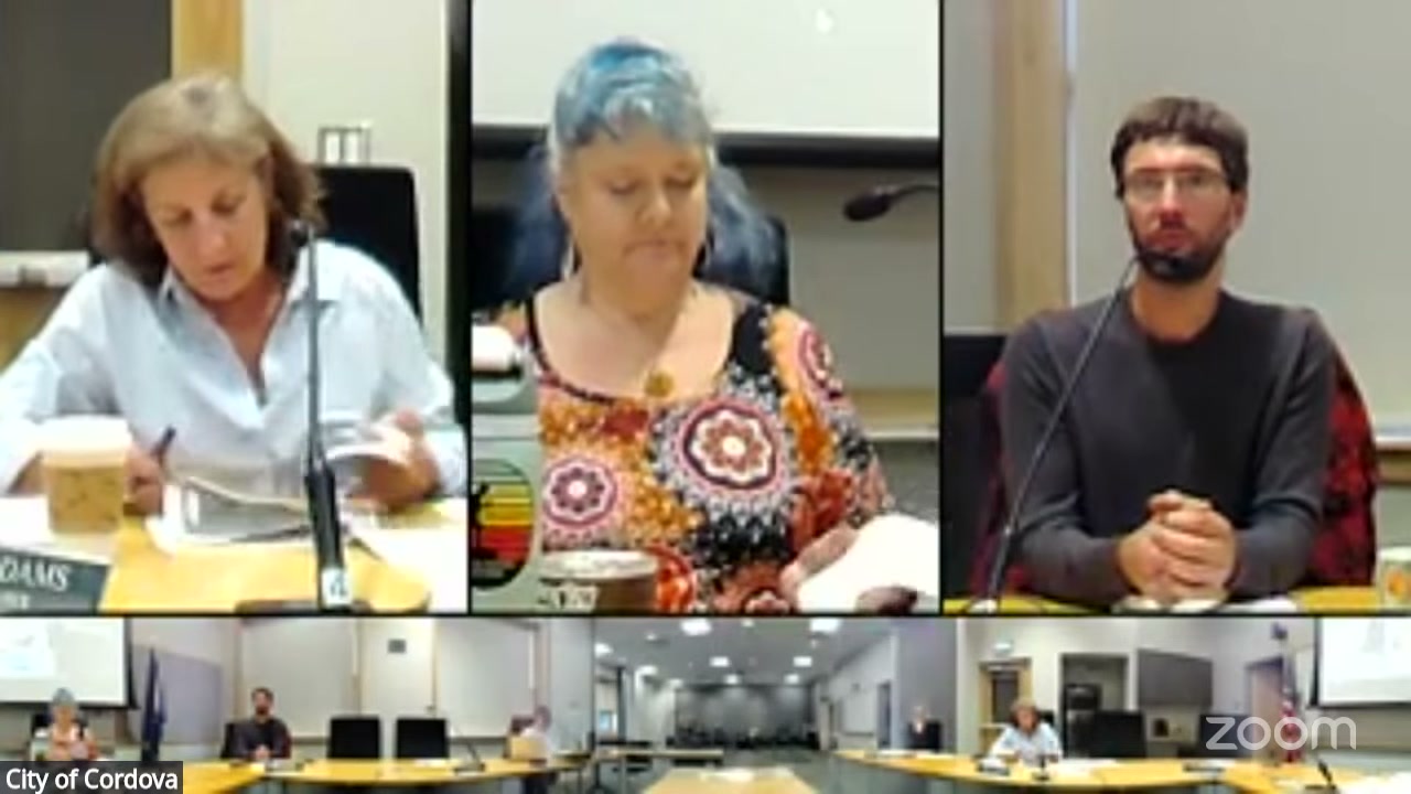 Cordova council votes 4-0 to negotiate hillside lot sale instead of taking bids